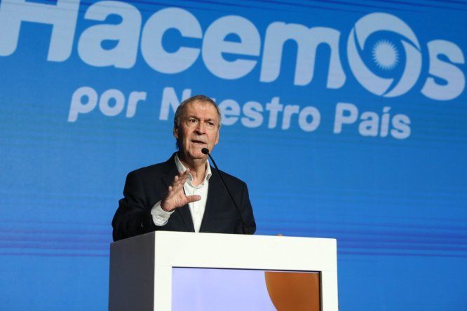 Debate Presidencial Juan Schiaretti Vuelve A Las Fuentes Y Corre A