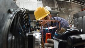 Las pymes ahora castigadas por deudas fiscales reclaman a Javier Milei y Axel Kicillof &nbsp;