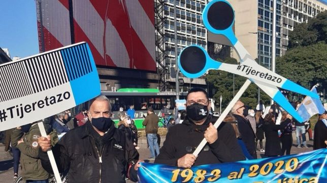 banderazos para todos los gustos calentaron el 9 de julio