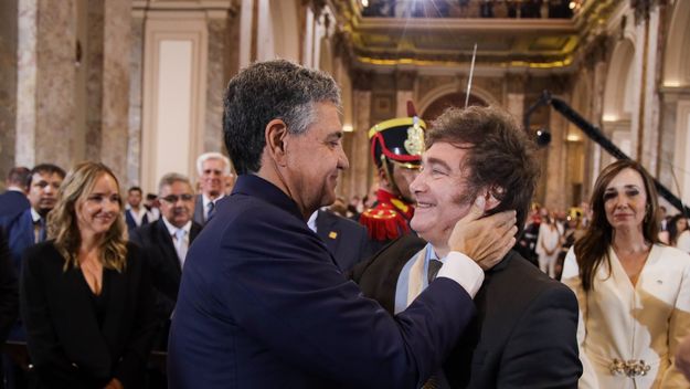Javier Milei comparte acto por San Martín con Jorgr Macri, con quien el oficialismo negocia la estrategia de la derecha en la Ciudad para 2027.