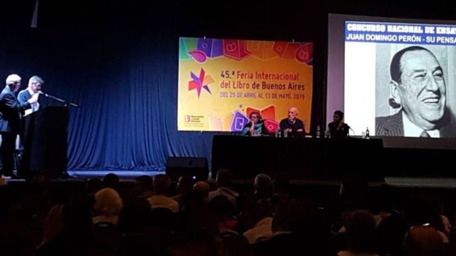 se entregaron los premios del concurso de ensayo ?peron, su pensamiento?