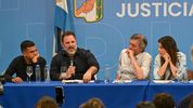 Chubut: Glinski se mostró con Kirchner para defender a Comodoro y Bowen tendió puentes con Pesatti