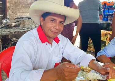 El ballotage augura la prolongación de la crisis de gobernabilidad en Perú