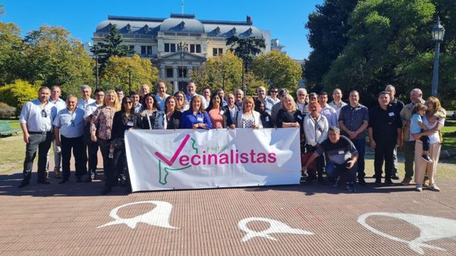 el vecinalismo, entre el sondeo de padrinazgos y construir su propio destino