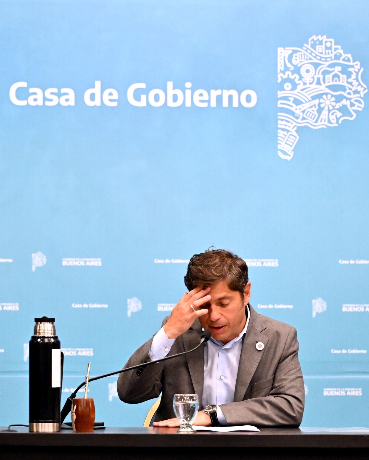Axel Kicillof anuncia el desdoblamiento electoral.
