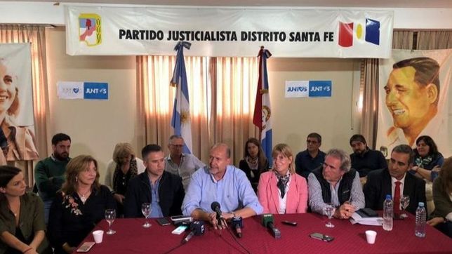 sin ganas ni apuro, el pj santafesino patea la unidad para las paso