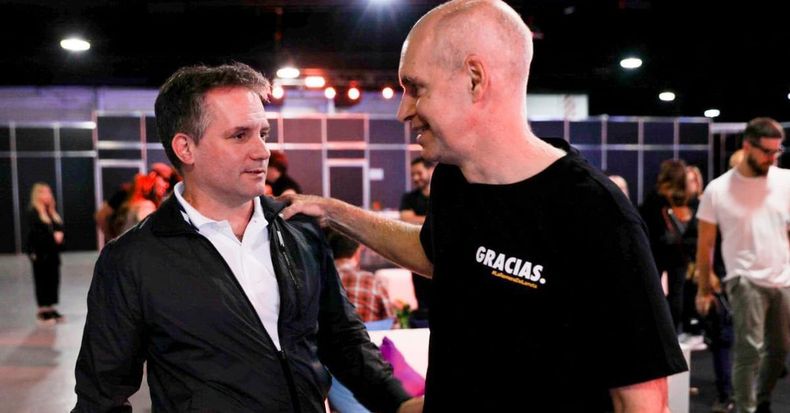 Marcelo DAlessandro junto a Horacio Rodríguez Larreta en el bunker de las elecciones de 2021.