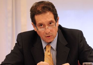 Con las reservas en niveles de 2017, vuelve el dilema: ¿qué hay que hacer con el dólar?