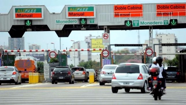 los peajes portenos aumentaron un 35% para autos y un 60% para motos