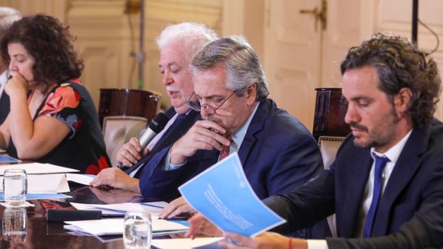 de emergencia en emergencia: fernandez y kicillof, en comite de crisis