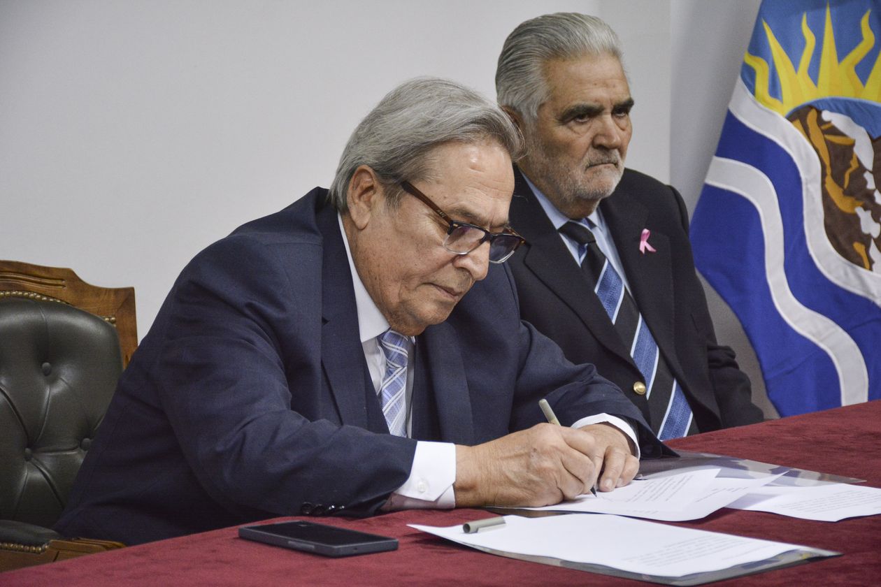 Daniel Mariani, reicorporado como presidente del Tribunal Superior de Justicia de Santa Cruz.