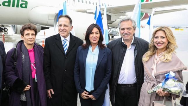 fernandez se reune con putin y homenajea a las victima del holocausto