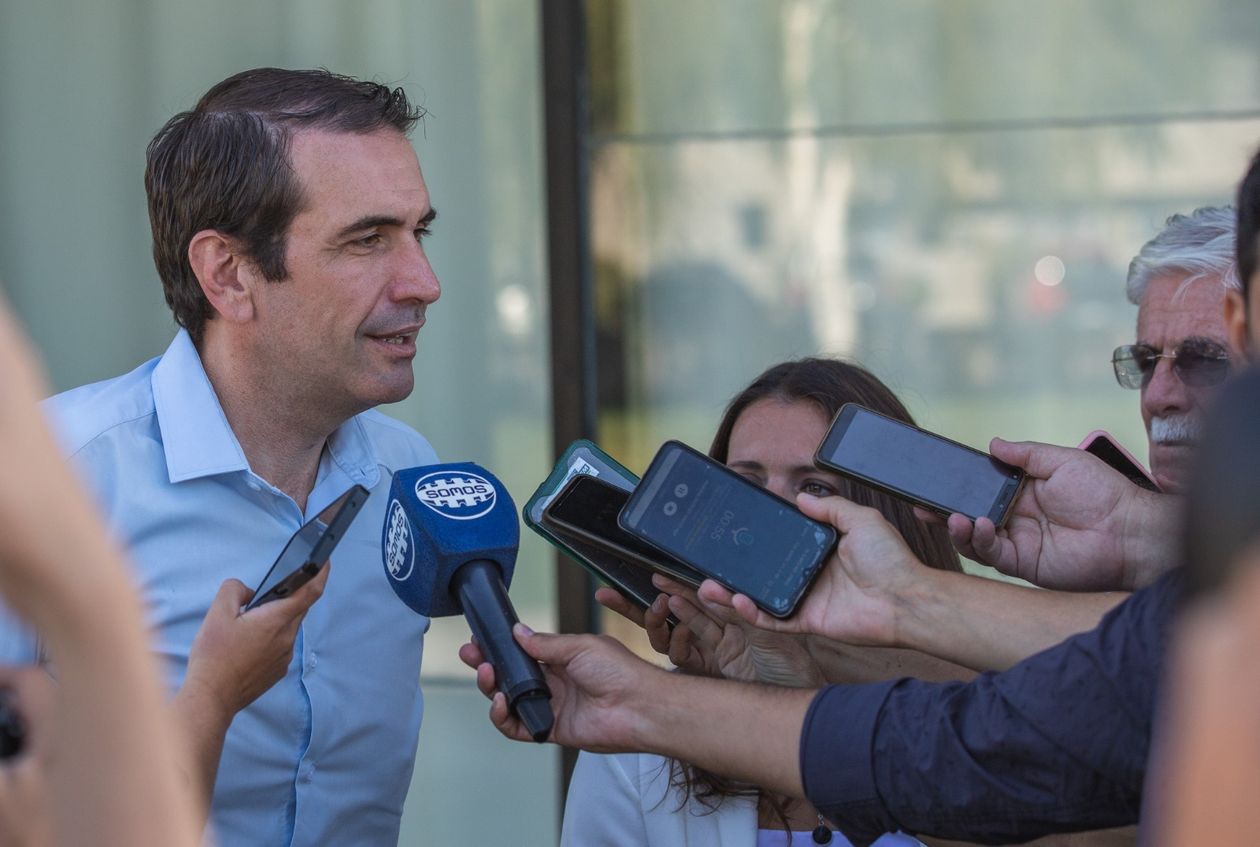 Cervi habló de ñoquis en el Estado neuquino.