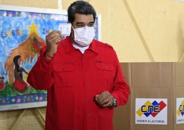 El chavismo se consolida en el poder ante una oposición desunida
