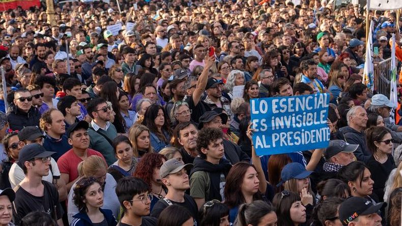 Estudiantes, docentes y no docentes y autoridades de universidades nacionales se movilizaron durante 2024 por el presupuesto.&nbsp;