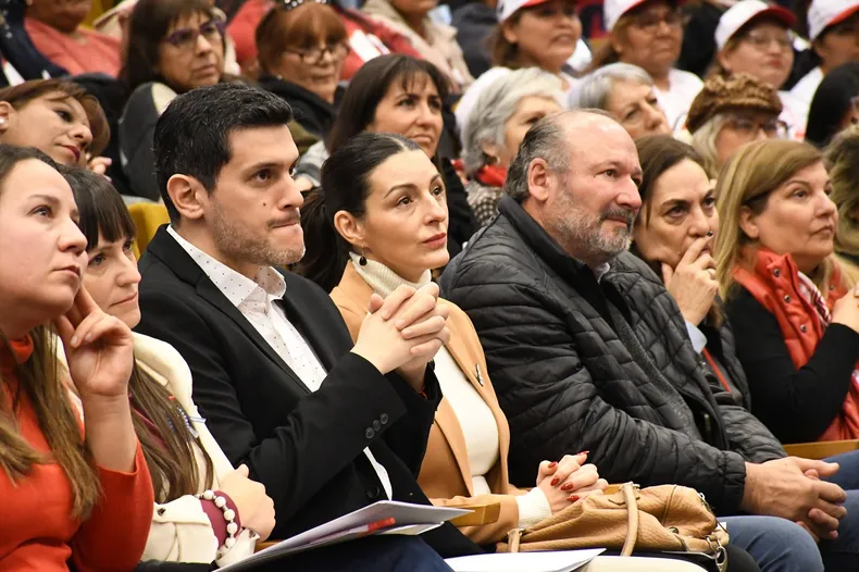 Federico Guidugli y el senador Daniel Kroneberger, en el encuentro nacional de la UCR: ambos tienden puentes con Provincias Unidas.
