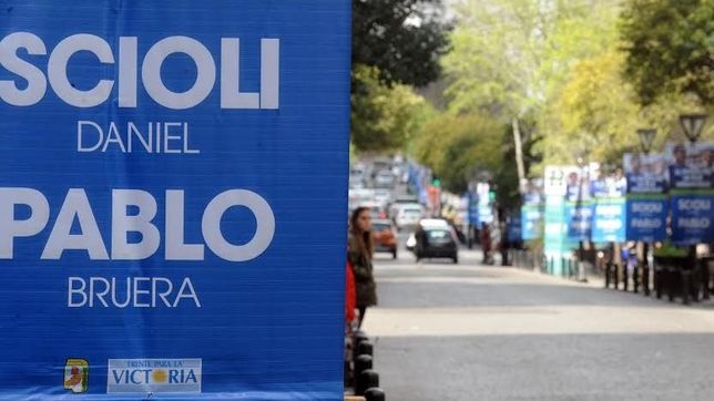 bruera gasta $90.000 en el centro para bloquear la propaganda opositora