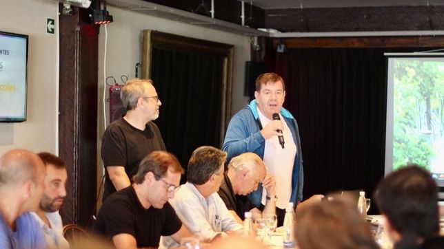 kicillof enfrenta un paquete de reclamos de intendentes de la oposicion