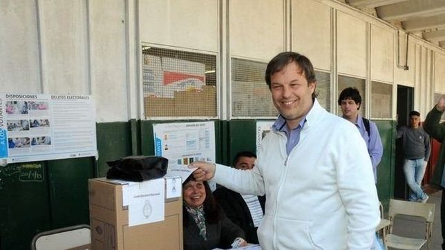 cascallares tino de naranja almirante brown