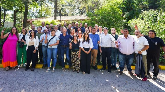 insaurralde sigue su marcha por buenos aires: reunion con el evita