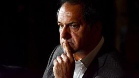 Scioli apeló el millonario embargo y el próximo será su ex ministro Collia