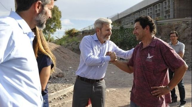 frigerio deja el gobierno como el funcionario con mejor imagen del macrismo