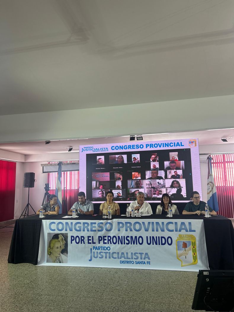 El Congreso del peronismo en Santa Fe cristalizó las diferencias internas que se cocinan hace tiempo.