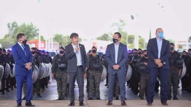 kicillof y berni lanzaron duras acusaciones a los policias rebeldes
