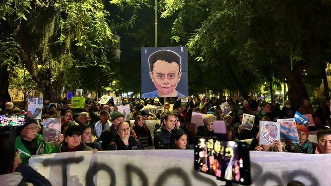 Marcha por Loan Peña en Corrientes.