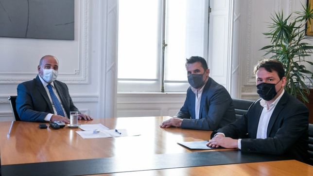 contragolpe k: un informe de basualdo desaconseja el ajuste de tarifas electricas