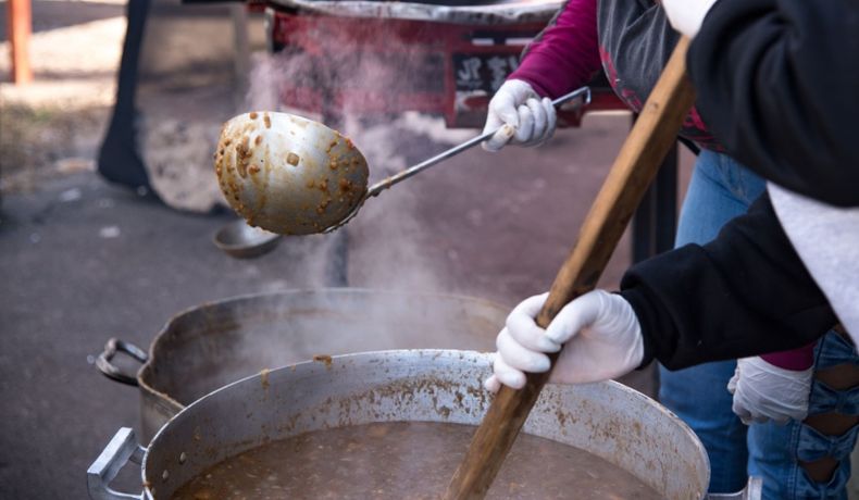 Intendentes de Buenos Aires advierten que no pueden afrontar el pago de sueldos de abril. Alimentos, entre las necesidades más urgentes