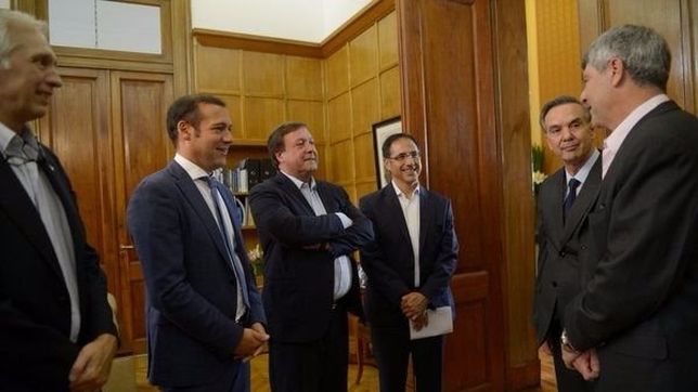 polarizacion con sellos propios en rio negro y neuquen