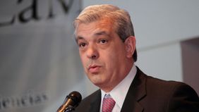 Renunció Julián Domínguez a Agricultura, la cartera que absorbe Massa