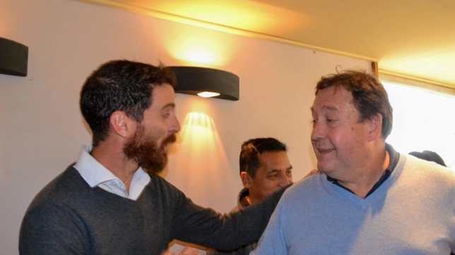 Gerónimo Barraquero y el senador Alberto Weretilneck buscan triunfar en Dina Huapi.
