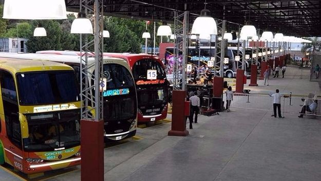 Micros de larga distancia: las aseguradoras celebran una nueva caja millonaria