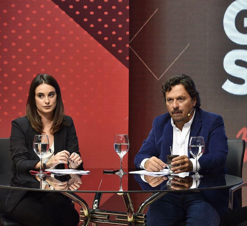 Eugenia de Vita, funcionaria de la gobernación y candidata de Bullrich, junto al gobernador Sáenz.