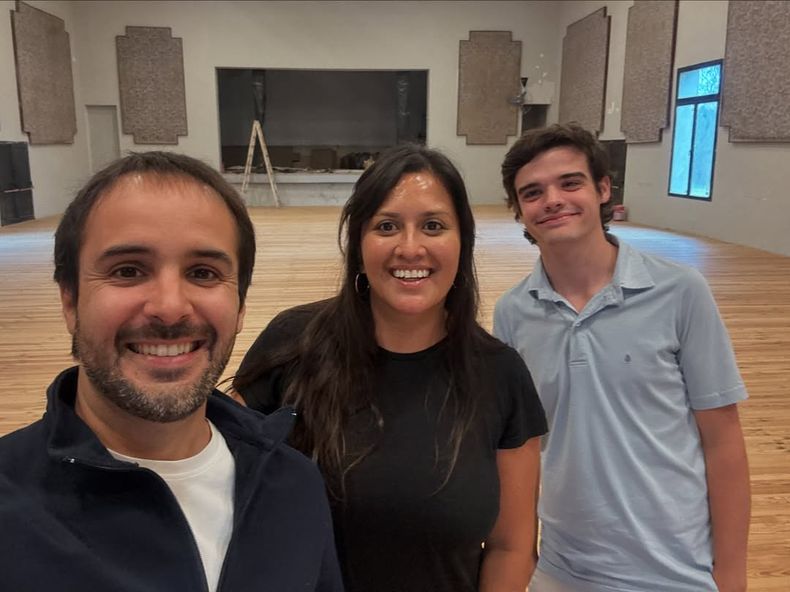 Martín Maquieyra y Noelia Viara en una visita a la “Societá de Socorros Mutuos Unione Italiana”