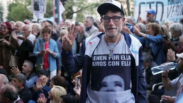 El cura villero Paco Olveira frente a Tribunales