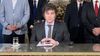 Javier Milei en cadena nacional anunció el decretazo.