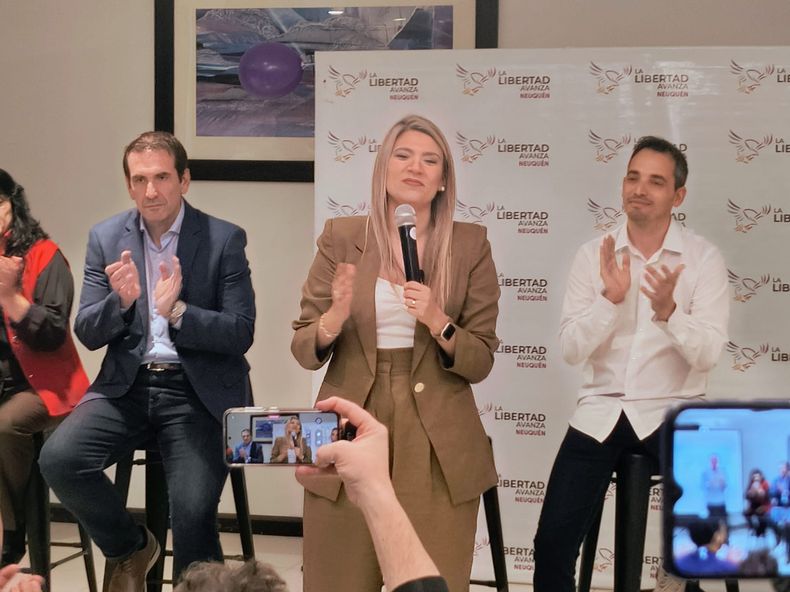 Tanto Nadia Márquez, como Gastón Riesco y Pablo Cervi, entran al Congreso en representación de Neuquén
