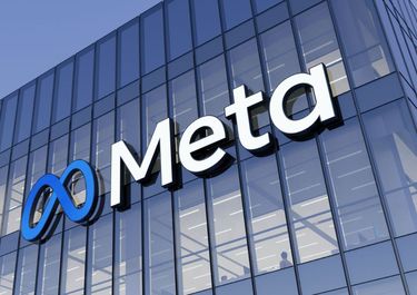Despidos en la era de la inteligencia artificial: Meta echa a 8000 empleados y acelera la automatización