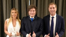 Karen Reichdardt, Javier Milei y Diego Santilli.&nbsp;