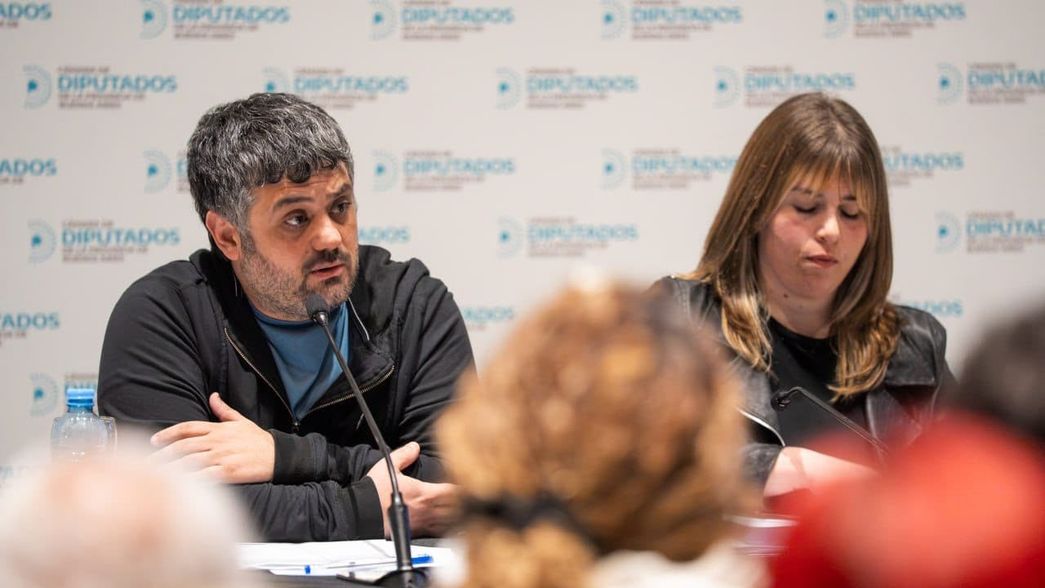 Facundo Tignanelli y Micaela Olivetto