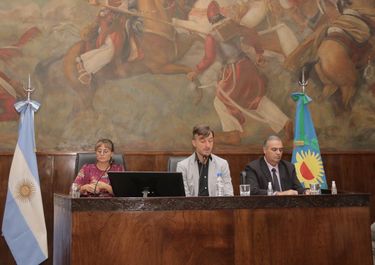 Ghi: Apostamos a una comuna desarrollada y equitativa