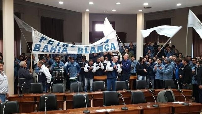 iguacel ya tiene agenda bonaerense: reclaman reactivacion de una refineria