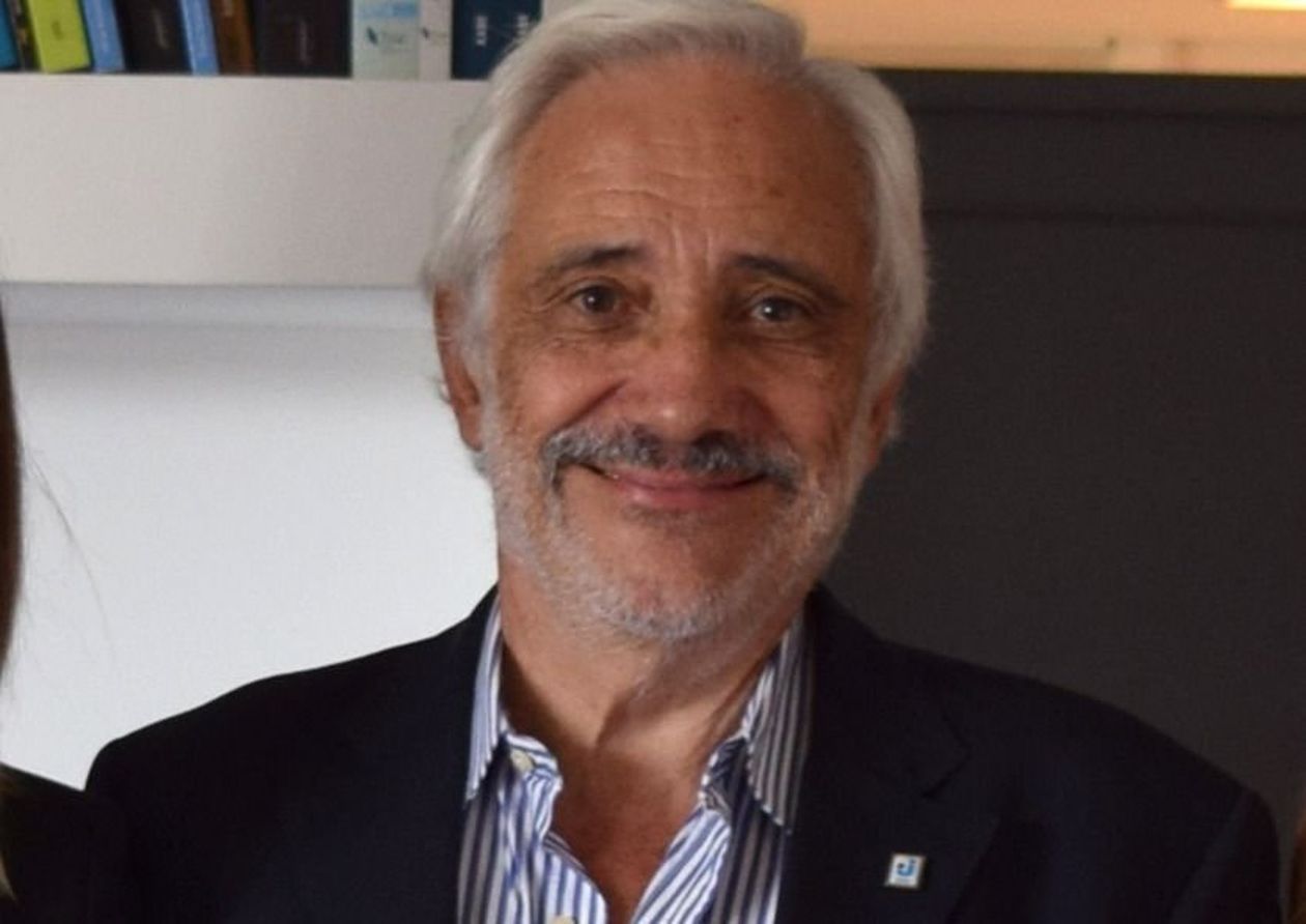 Ernesto Villanueva rector de la UNAJ