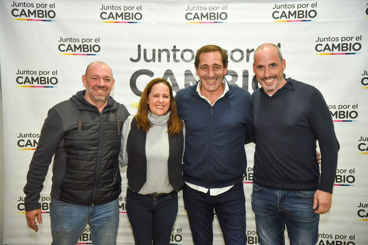 julio garro pre senadores.jpg