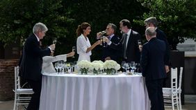 Macri celebró micro inversiones con tango, goles y amigos del Rey