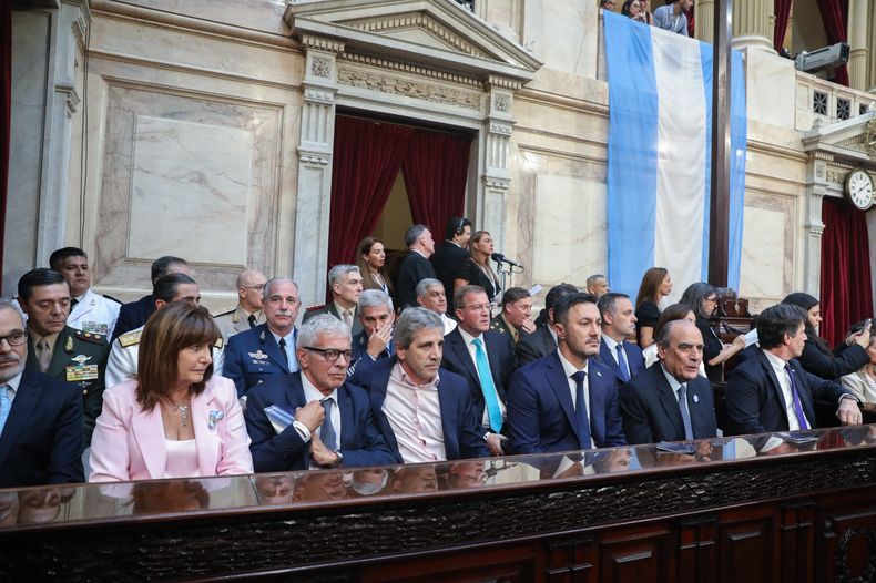Bullrich, Cúneo Libarona, Toto Caputo, Petri, Francos y Posse.