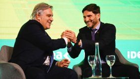 Martín Llaryora y Maximiliano Pullaro, los jefes de la bancada de Provincias Unidas en Diputados.